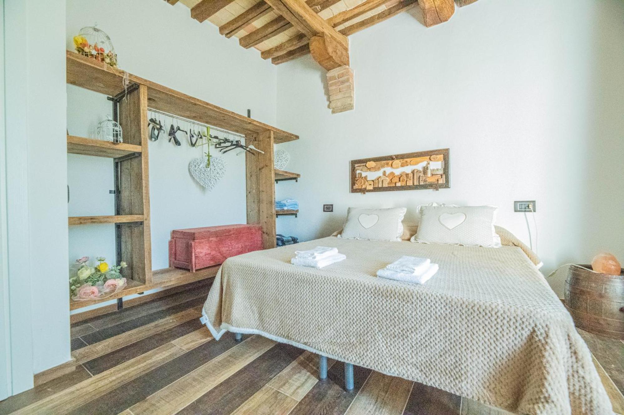 Ca' Gulino - Urbino - Villa Con Minipiscina In Borgo Antico מראה חיצוני תמונה